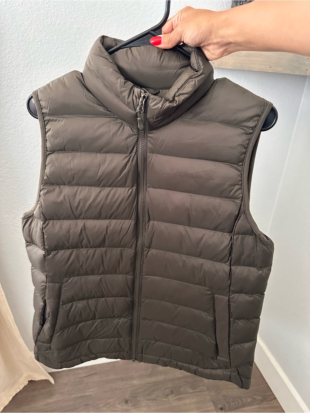 32 Degrees Quilted Puffer Vest in Olive Green